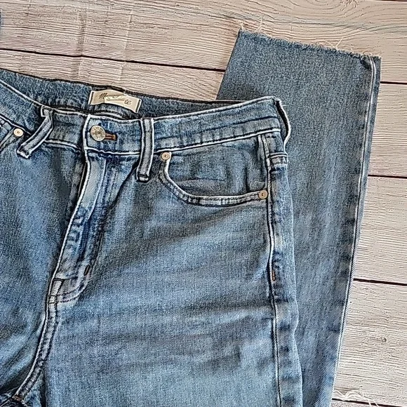 Madewell sz 27 slim boyfriend crop cut off jeans, distressed knees - Picture 8 of 13